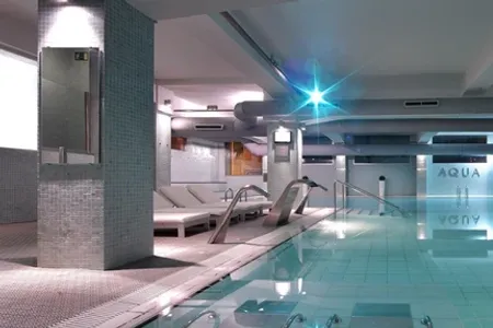 Metropolitan Aqua Floranes