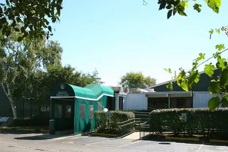 LifeSport Athletic Club - Libertyville