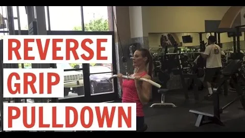 Reverse Grip Lat Pulldown