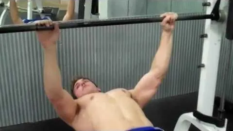 Smith Machine Regular Bench Press